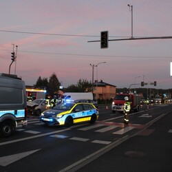 Wypadek w Świerklanach: nieustąpienie pierwszeństwa skutkuje obrażeniami