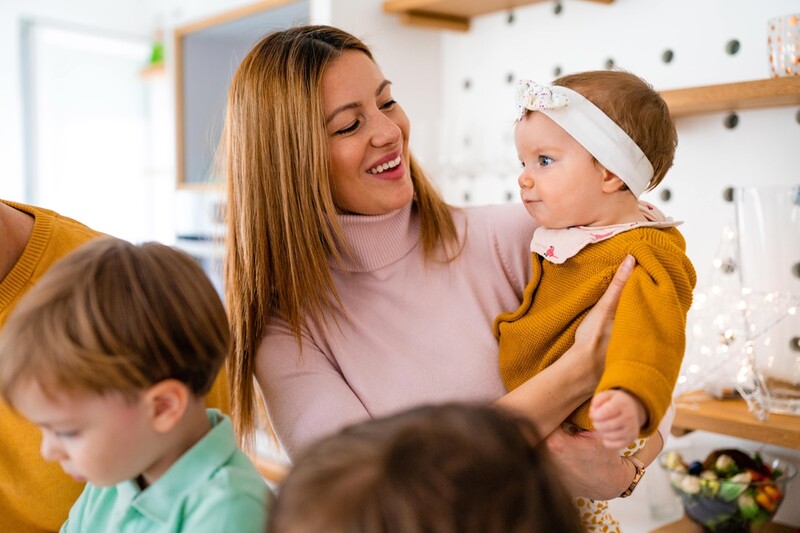 Kurs dla opiekunek – dlaczego warto go skończyć?