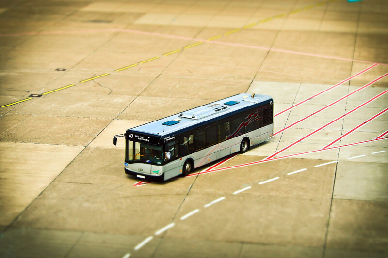 Na co zwrócić uwagę wynajmując busa?