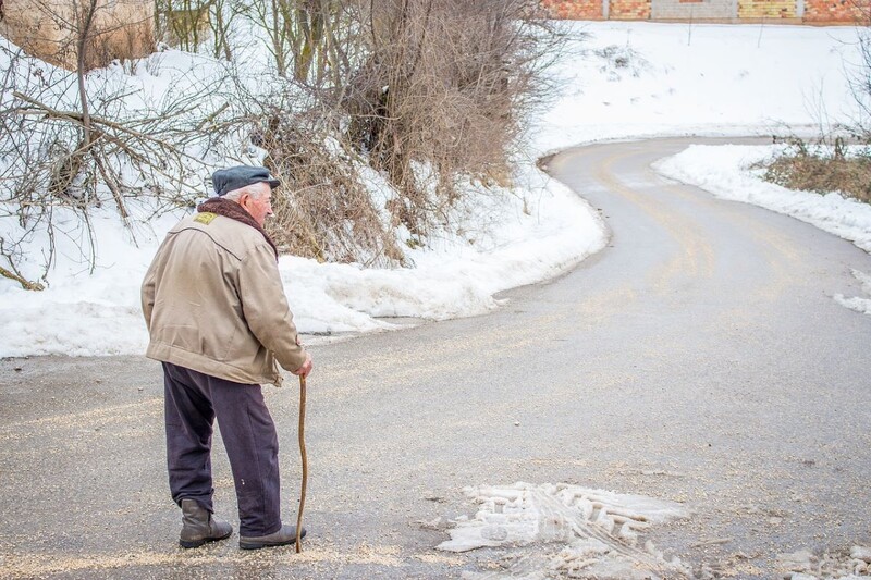 Nie bądź obojętny! W zimne dni każdy gest ma znaczenie