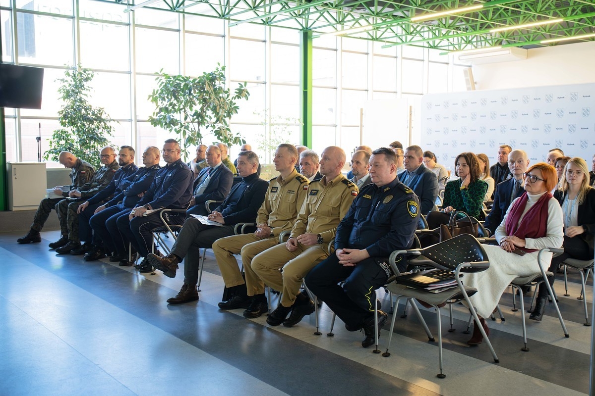 Nowe wyzwania dla służb: spotkanie o ustawie o ochronie ludności!