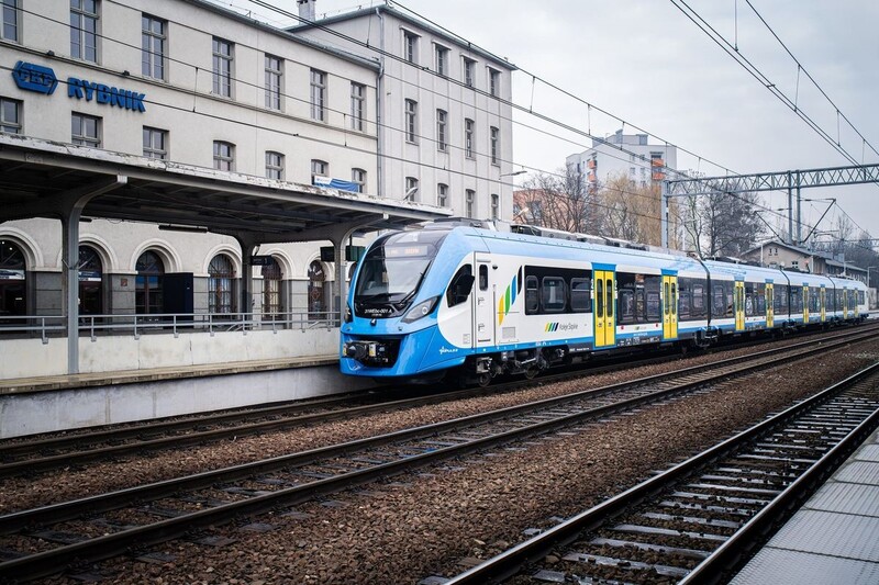 Nowoczesny Impuls2 na torach Rybnika. Więcej kursów, większy komfort!