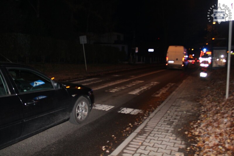 Potrącenie 62-latka na przejściu dla pieszych. Kierowca nie ustąpił pierwszeństwa