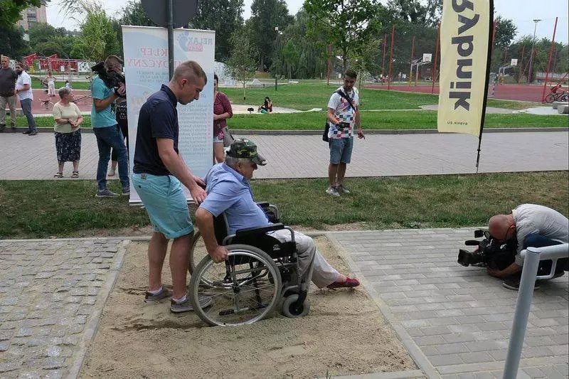 Ścieżka edukacyjna do nauki jazdy na wózku inwalidzkim